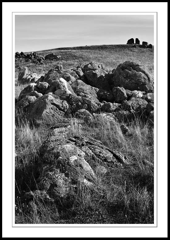 RidgeTopRocks2006|02|25: Rock Formations. Mission Peak. February 25, 2006. &copy; Copyright G Dan Mitchell.
